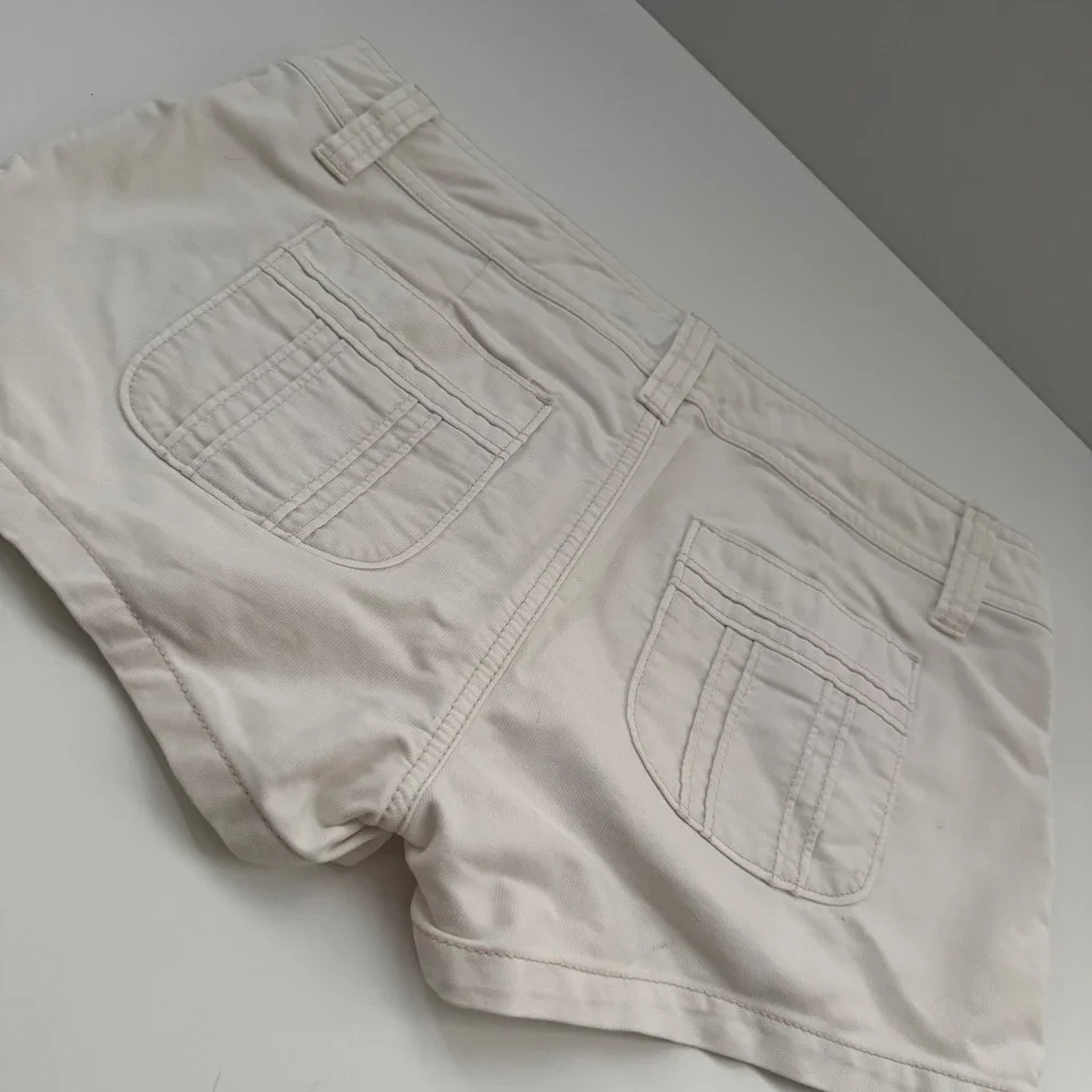 Aeropostale Womens White Corduroy Mini Shorts Size 7/8 Cotton Low Rise Y2K Style